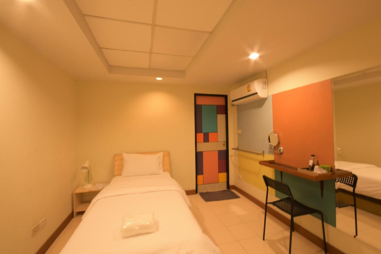 Room At Prachachuen Nonthaburi Zewnętrze zdjęcie