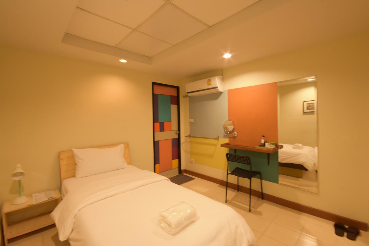Room At Prachachuen Nonthaburi Zewnętrze zdjęcie