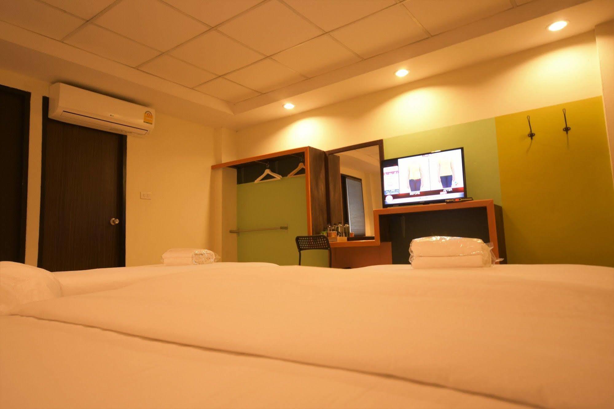 Room At Prachachuen Nonthaburi Zewnętrze zdjęcie